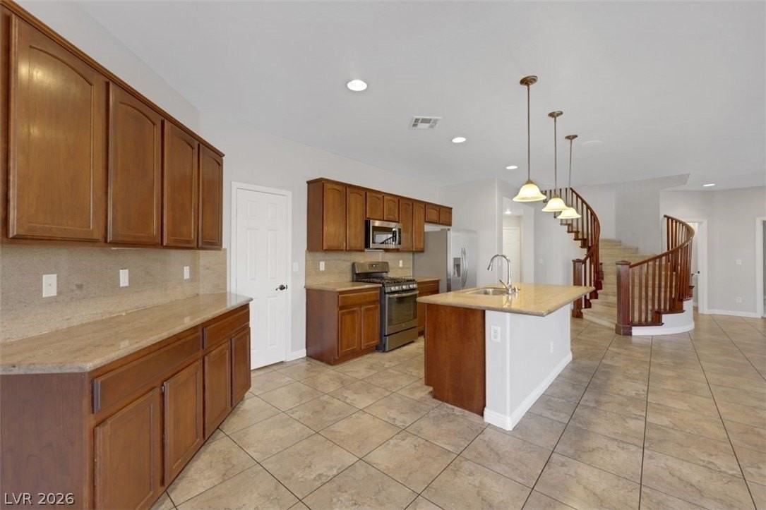 4120 Lower Saxon Ave - Photo 7 of 17