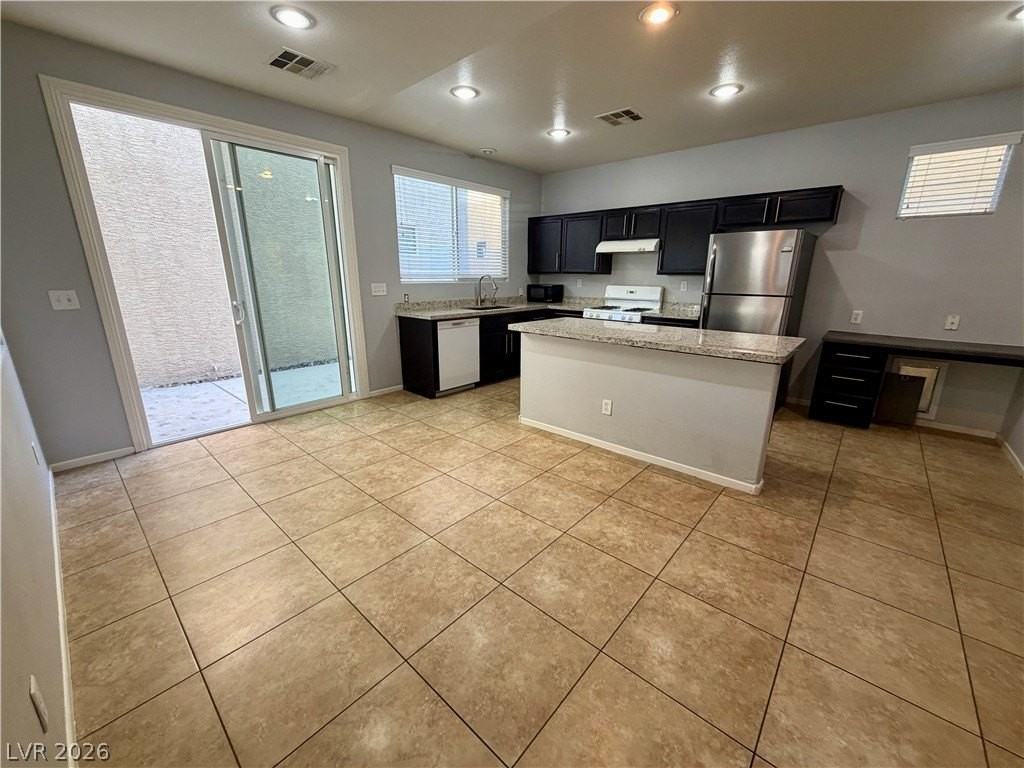 6778 Whipplewood Way - Photo 3 of 16