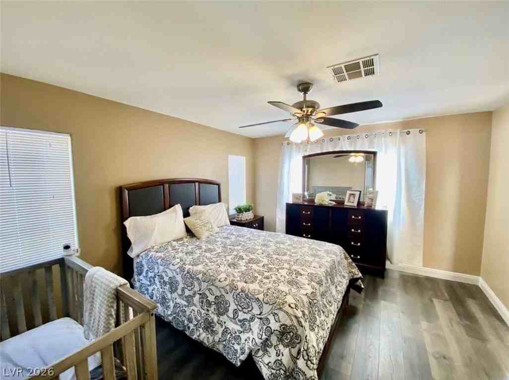 7237 Tealwood St - Photo 6 of 17