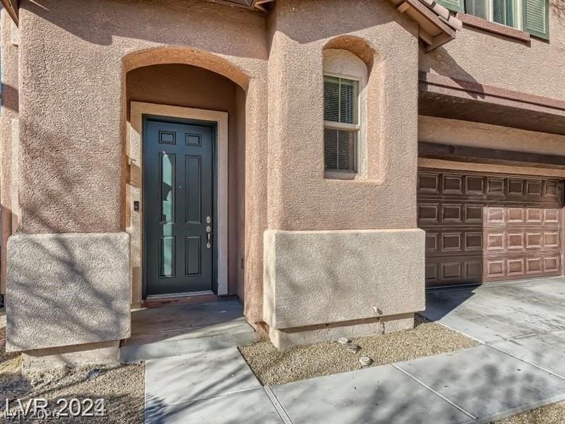 5537 Ayers Cliff St - Photo 4 of 25