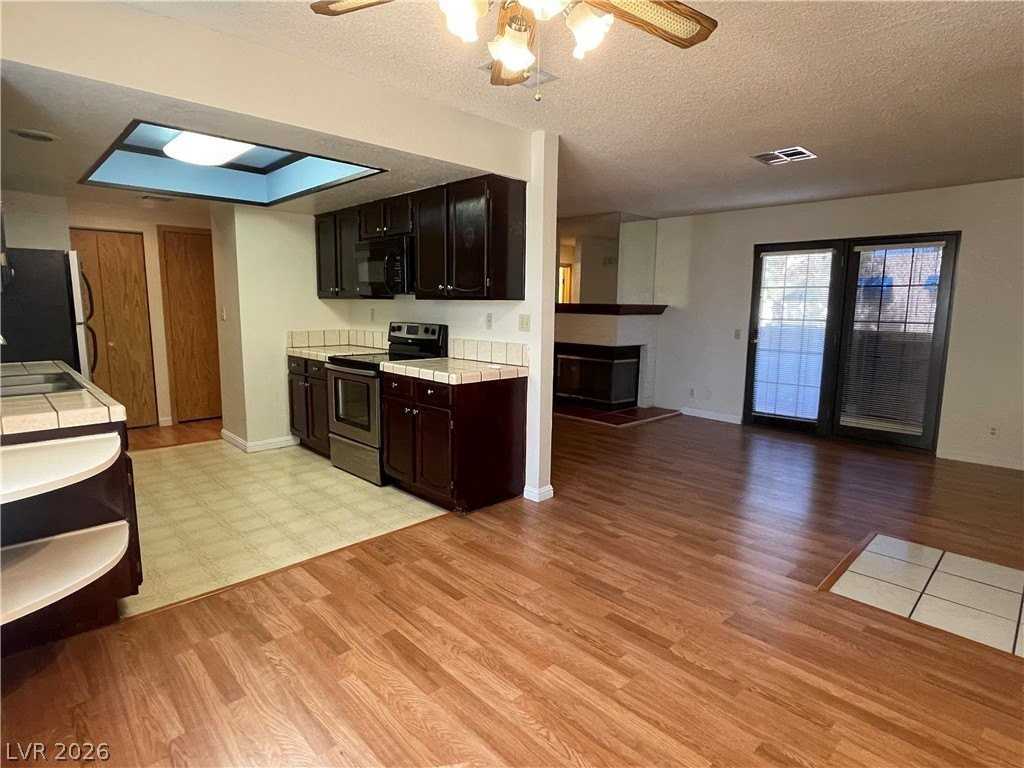 4111 Sanderling Cir #354 - Photo 2 of 15