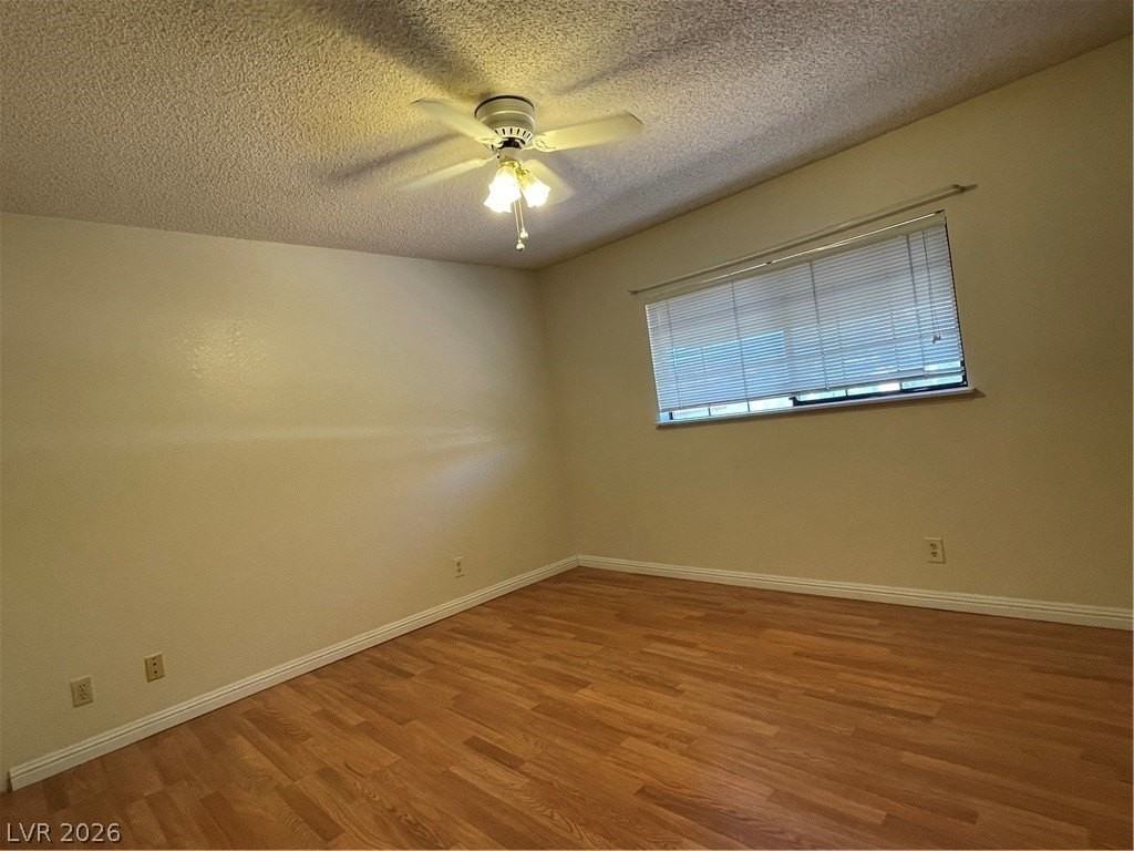 4111 Sanderling Cir #354 - Photo 6 of 15