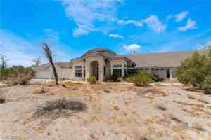 featured image of 7720 W Agate Ave