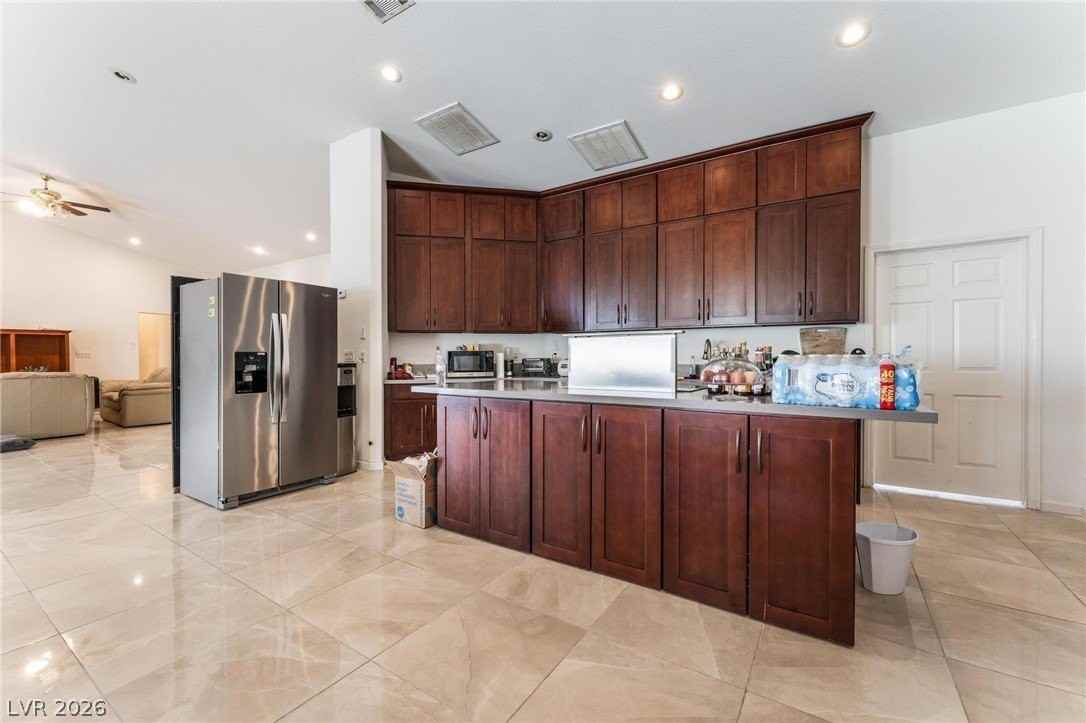 7720 W Agate Ave - Photo 6 of 45