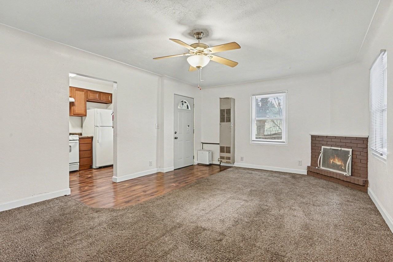 3511 Saratoga Ave - Photo 5 of 19