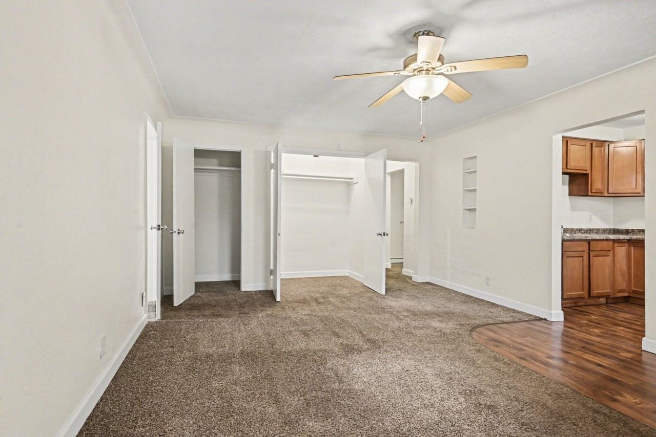 3511 Saratoga Ave - Photo 6 of 19