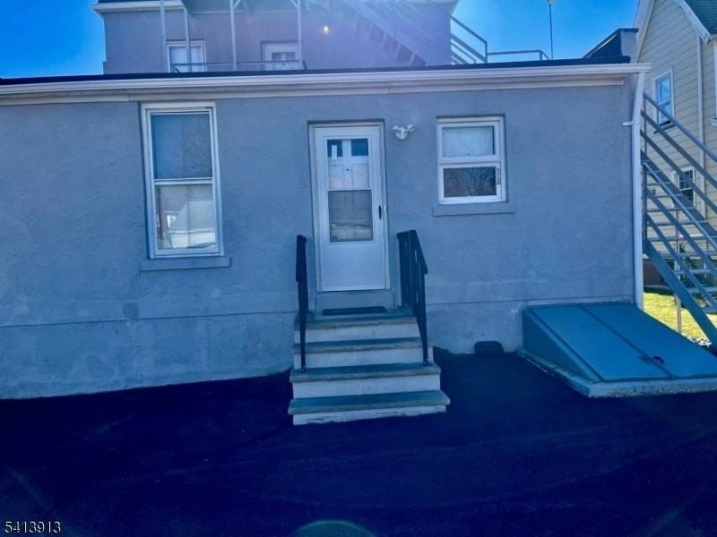 15 Regent St - Photo 3 of 9