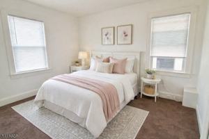 featured image of 254 W Franklin St #2