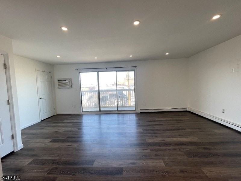 404 S 5th St - Photo 4 of 19