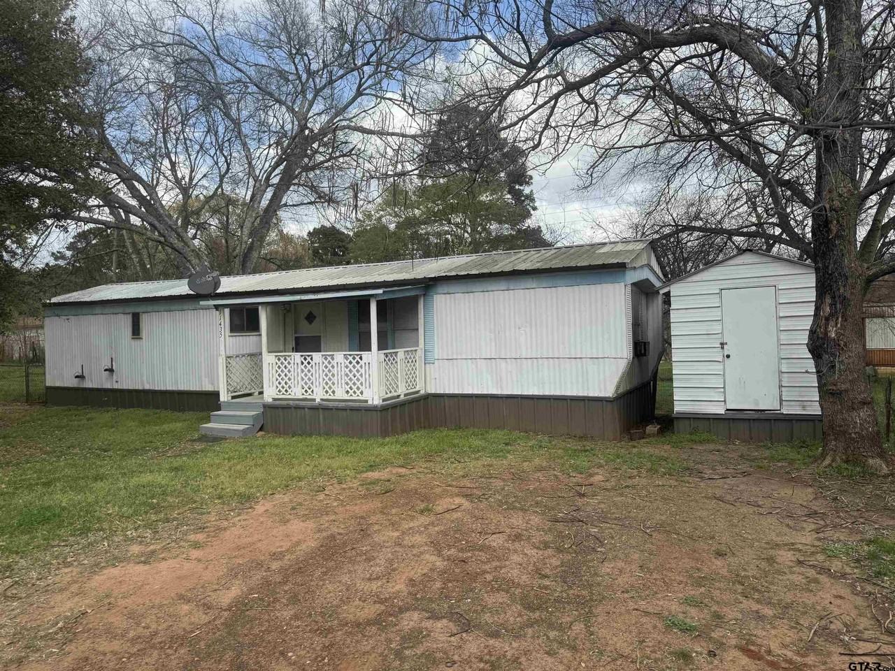 11435 Crestview Ln - Photo 3 of 8