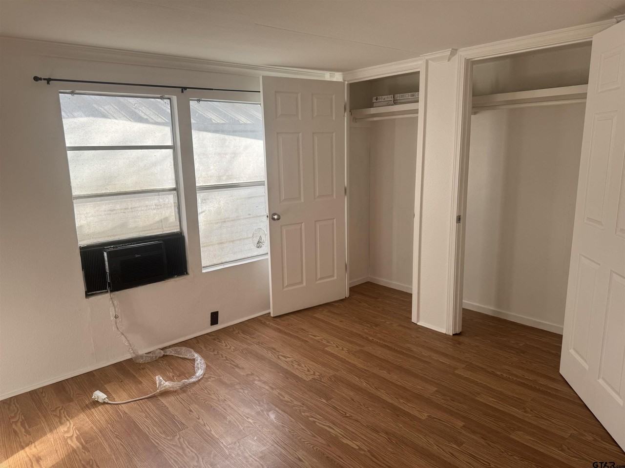 11435 Crestview Ln - Photo 6 of 8