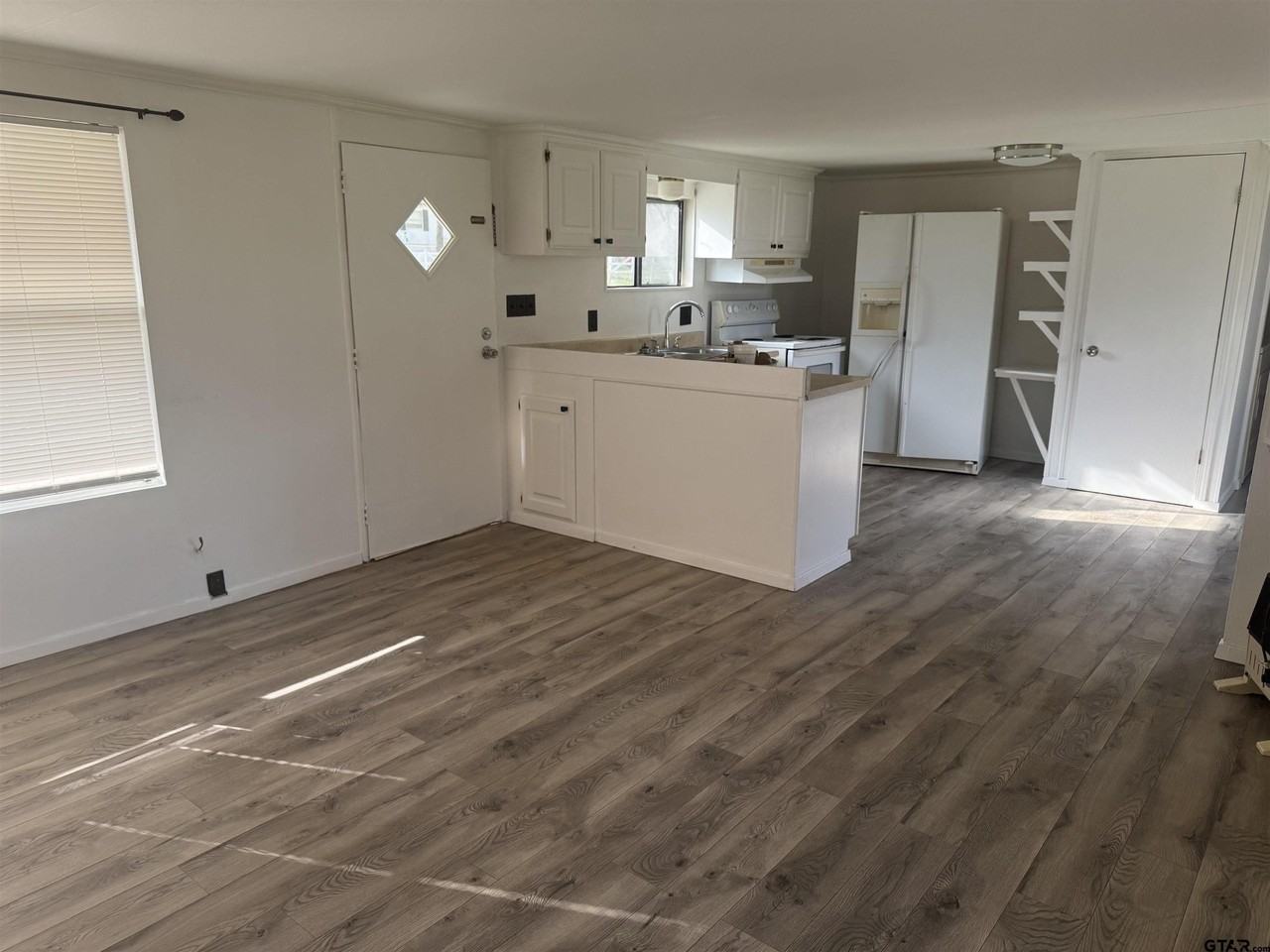 11435 Crestview Ln - Photo 7 of 8