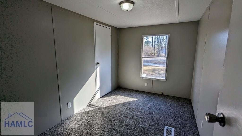 260 Ed Powers Blvd - Photo 6 of 10