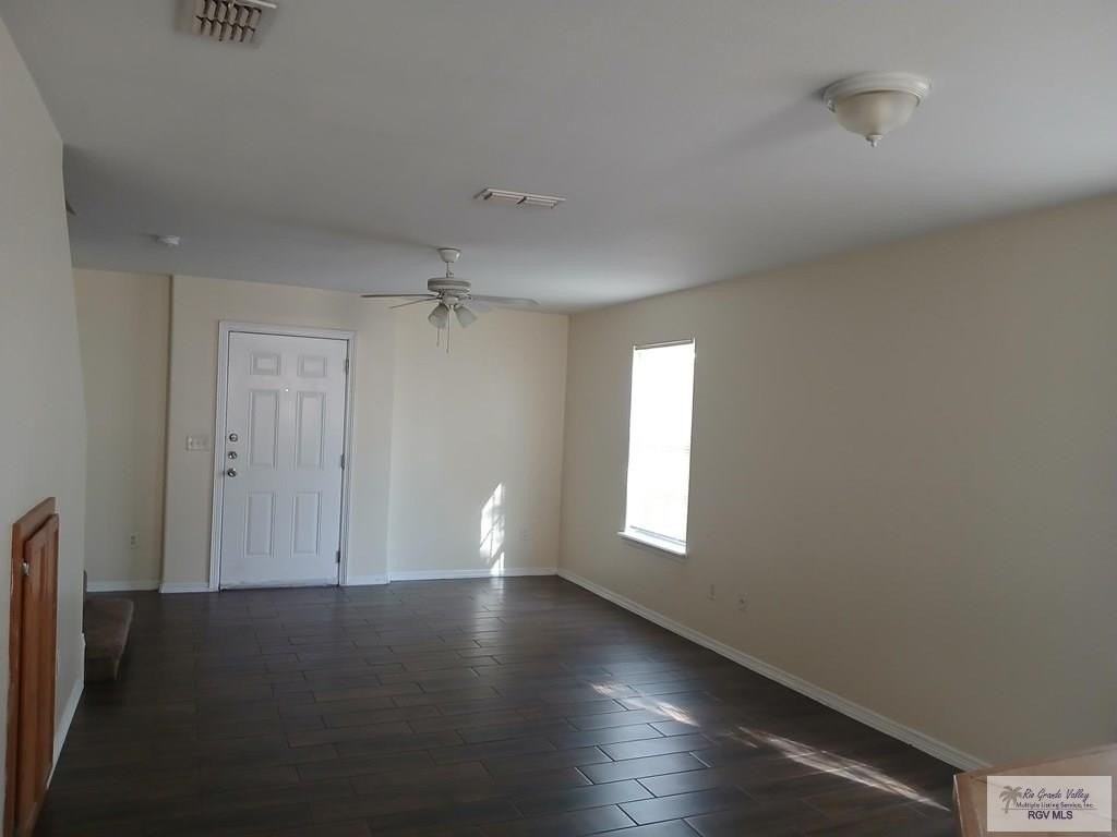 701 Sonesta Dr Apt 1 - Photo 4 of 22