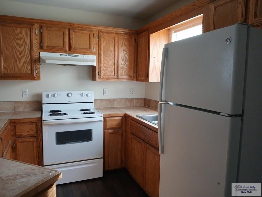 701 Sonesta Dr Apt 1 - Photo 5 of 22