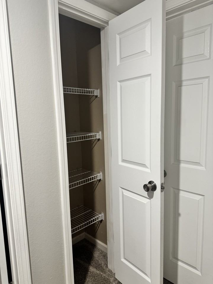 1350 West Carlson Lane - Photo 6 of 10