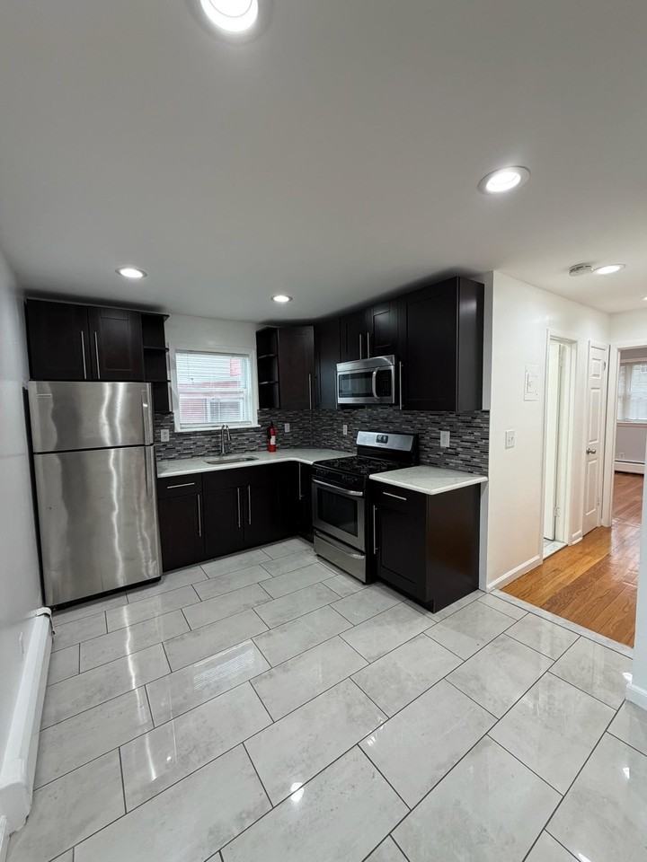 3586 John F Kennedy Blvd #2 - Photo 7 of 37