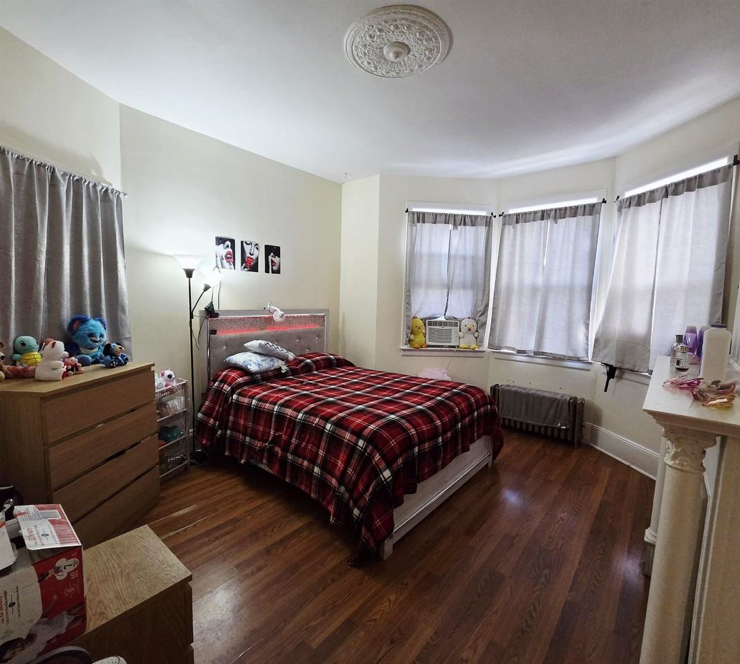 2021 Kennedy Blvd #2L - Photo 5 of 7