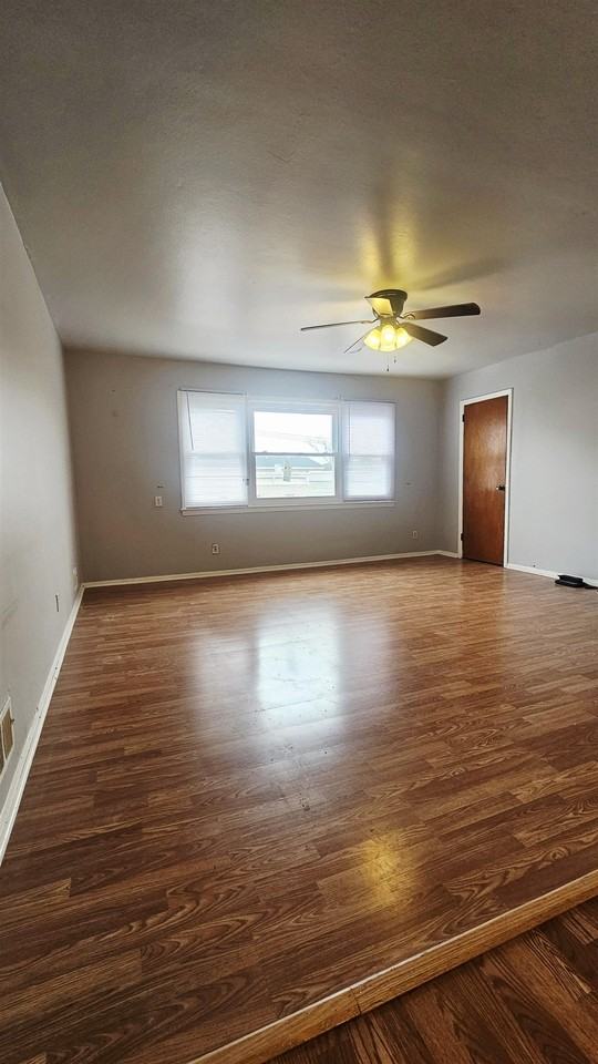 71 Prospect Ave - Photo 3 of 5