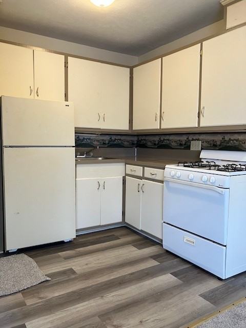 Washington 1610 - Photo 5 of 13