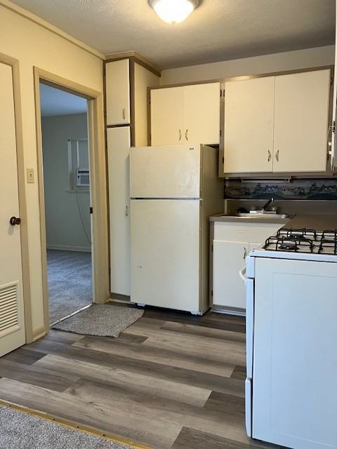 Washington 1610 - Photo 6 of 13