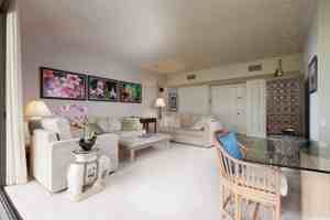 featured image of 4999 Kahala Ave Apt 407 #407