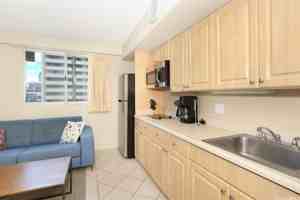 featured image of 2440 Kuhio Ave Apt 512