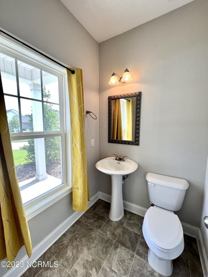 328 S Culverton Rd - Photo 3 of 23