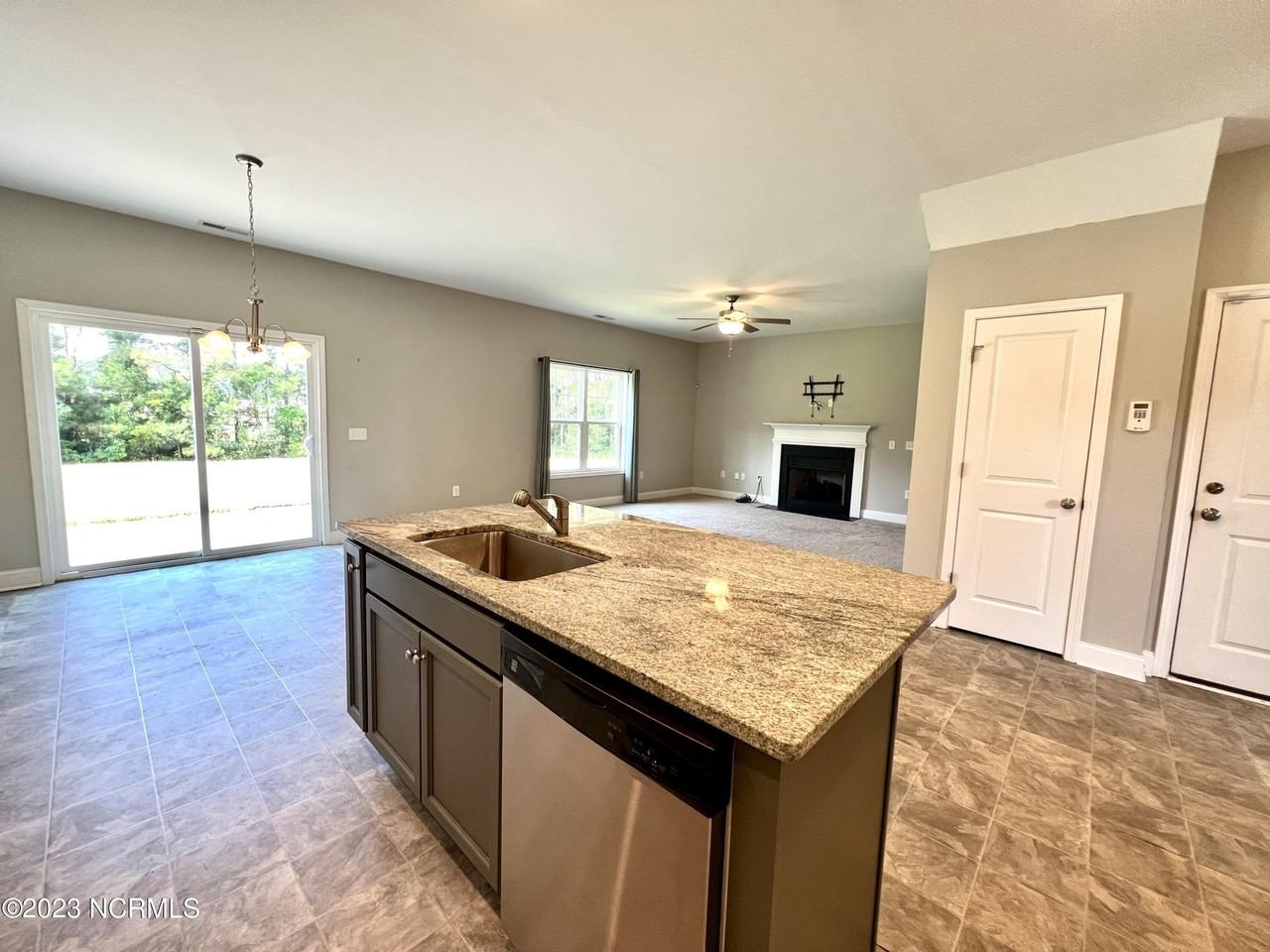 328 S Culverton Rd - Photo 5 of 23