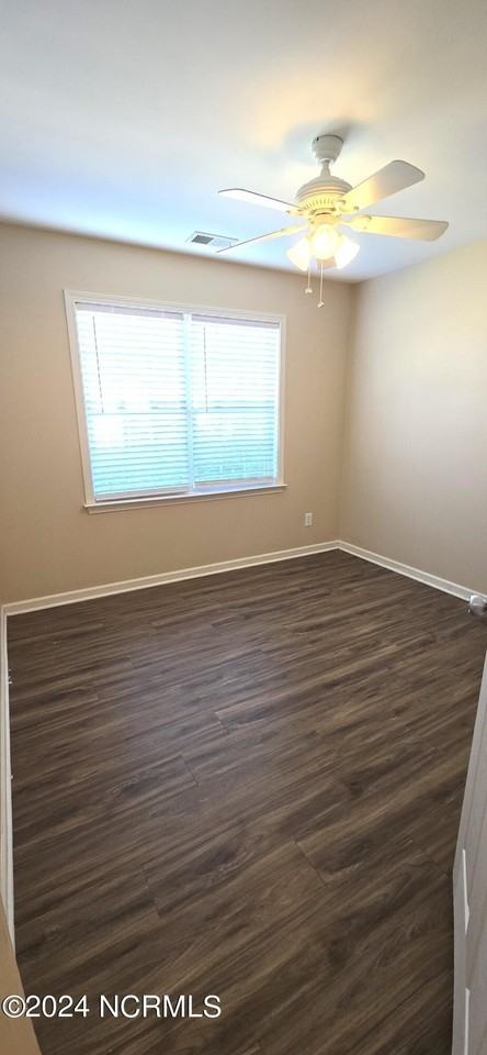 1715 Pepperwood Way - Photo 6 of 9