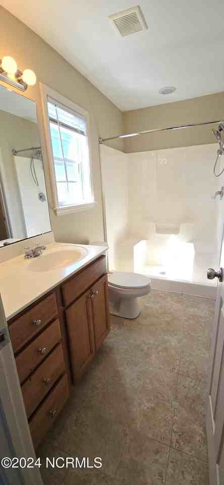 1715 Pepperwood Way - Photo 7 of 9