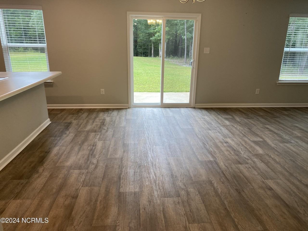 423 High Ridge Ct - Photo 6 of 24