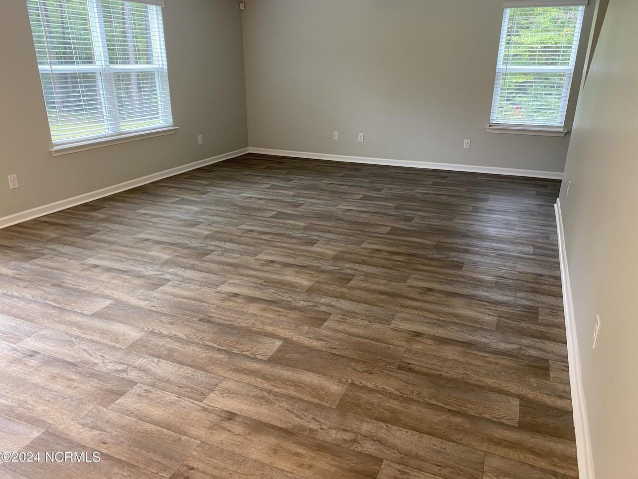 423 High Ridge Ct - Photo 7 of 24