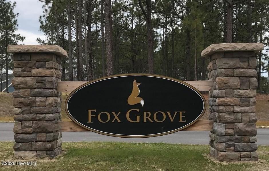 845 Warwick Ln - Photo 3 of 21