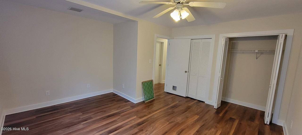 4405 Windtree Rd - Photo 7 of 15