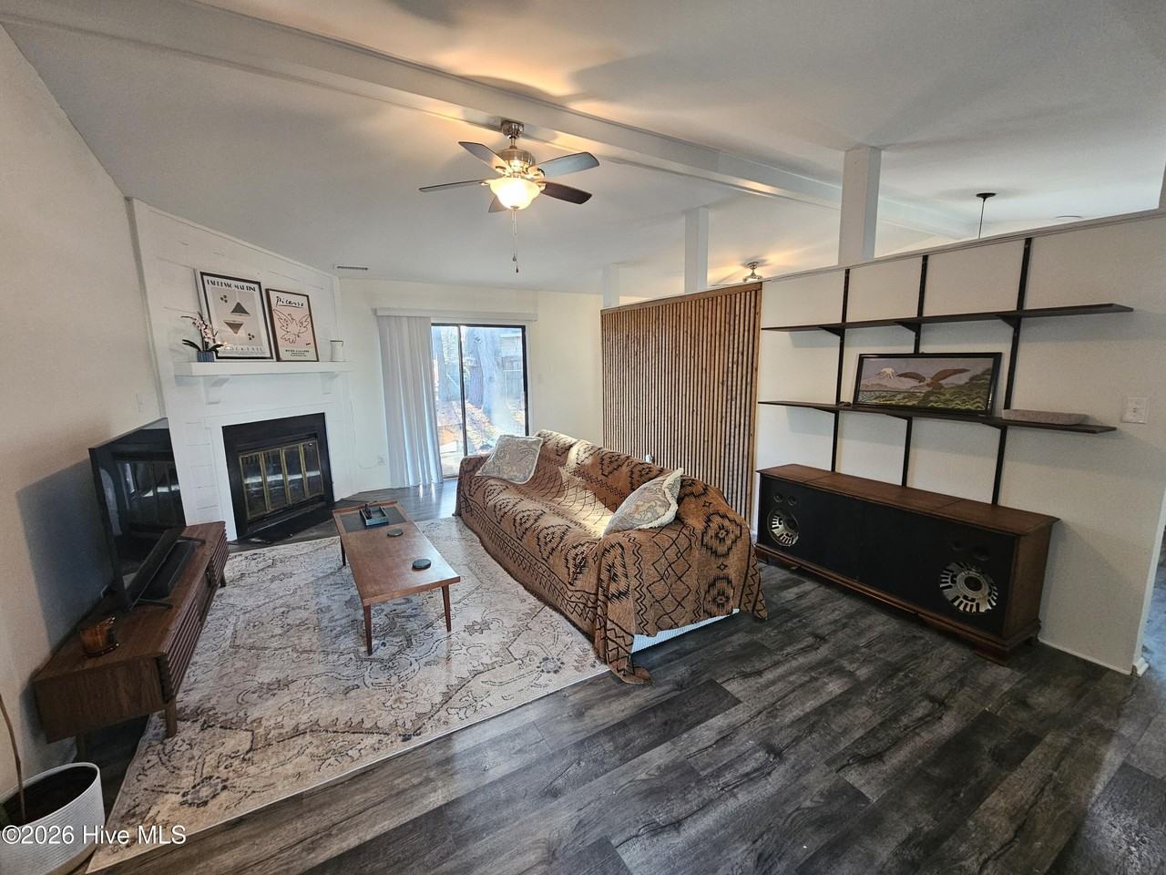 635 Shadowridge Rd - Photo 5 of 21