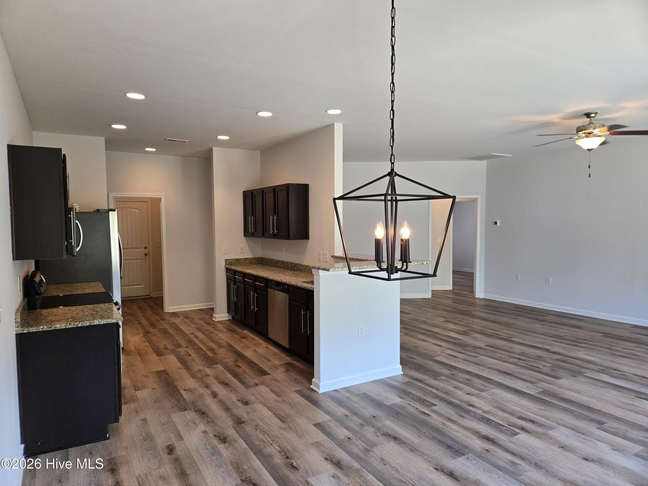 8133 Porters Crossing Way - Photo 4 of 16