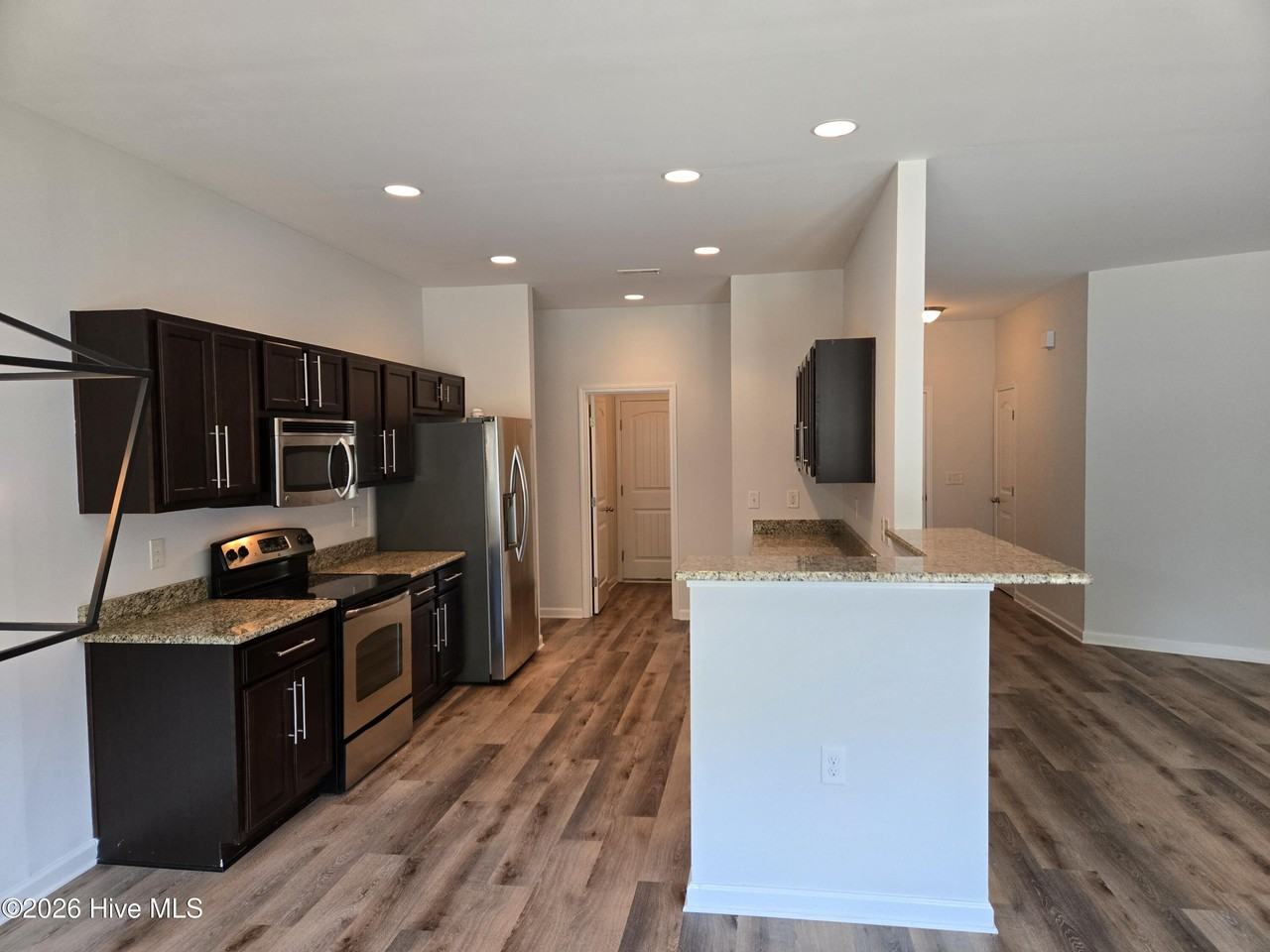 8133 Porters Crossing Way - Photo 7 of 16