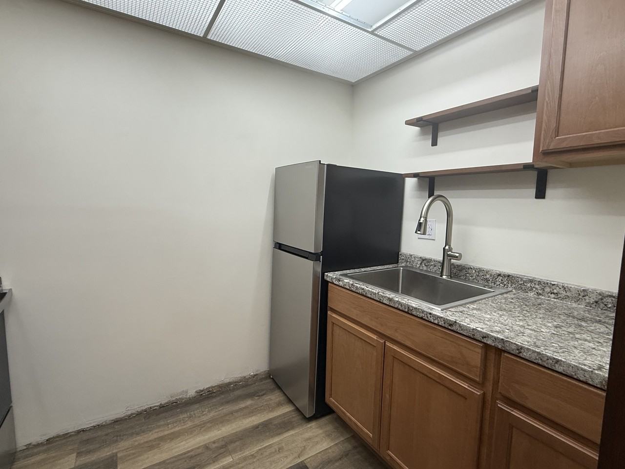 211 North 34th Street - Photo 5 of 28