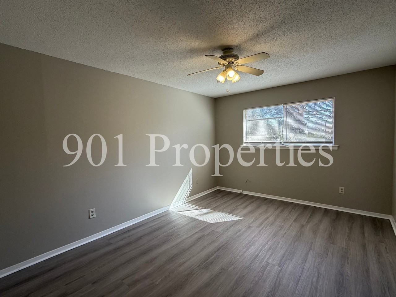 6421 Gillespie Road - Photo 7 of 12