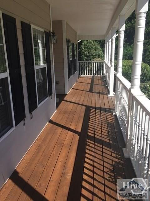 149 Walnut Rdg - Photo 2 of 44