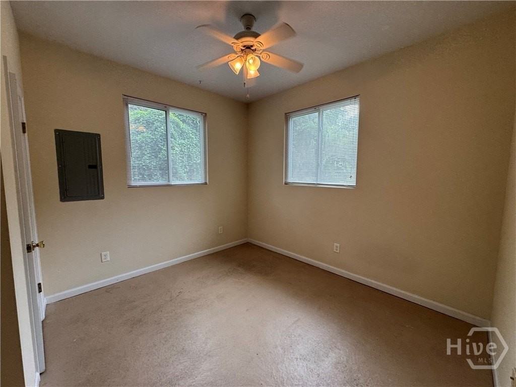 283 Athens Ave - Photo 6 of 11