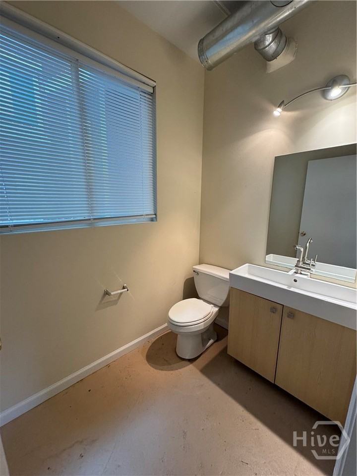 283 Athens Ave - Photo 7 of 11