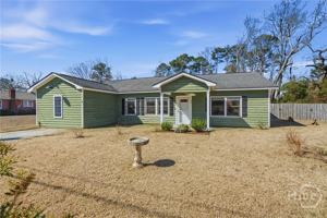 featured image of 14 Redmond Ave