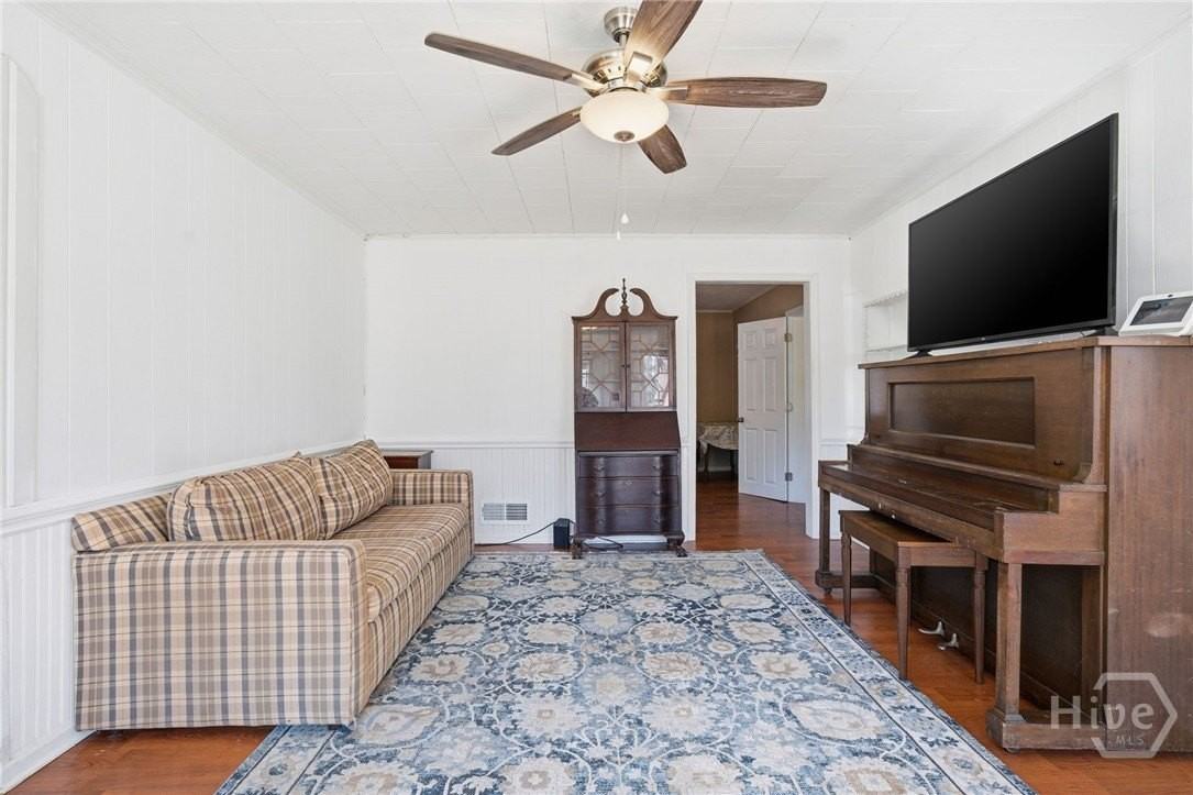 14 Redmond Ave - Photo 5 of 31