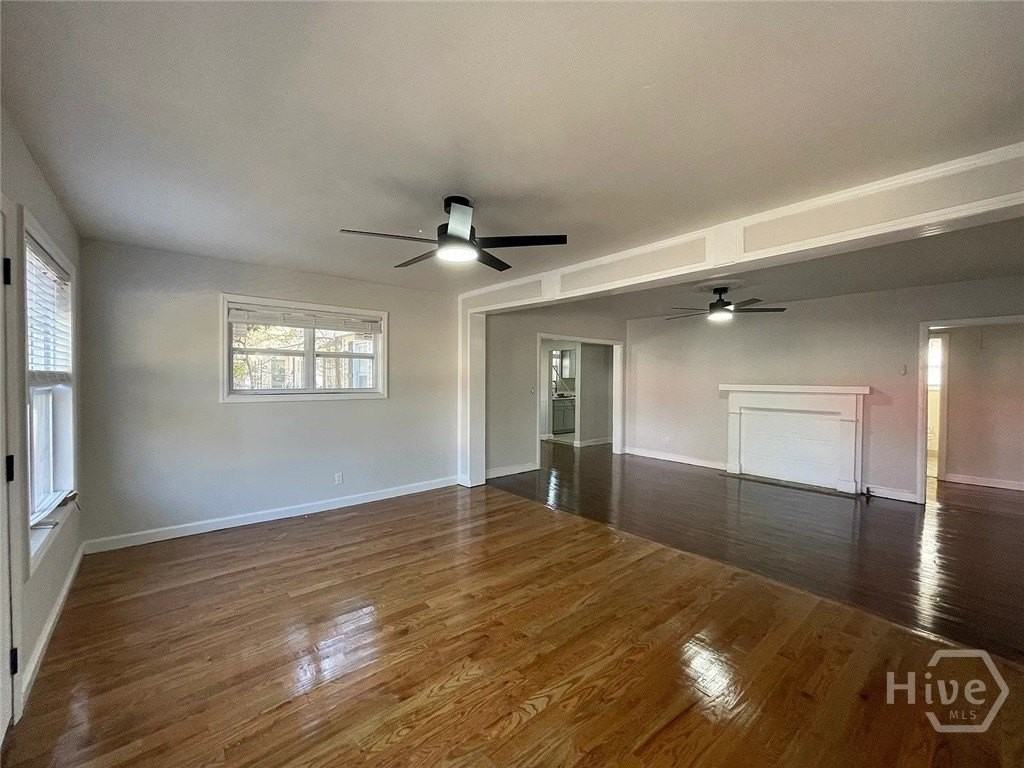 1333 E 53rd St - Photo 3 of 8