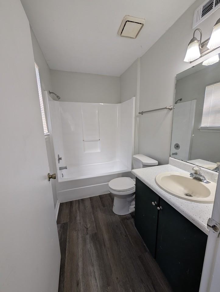 2350 Horne Avenue - Photo 7 of 12