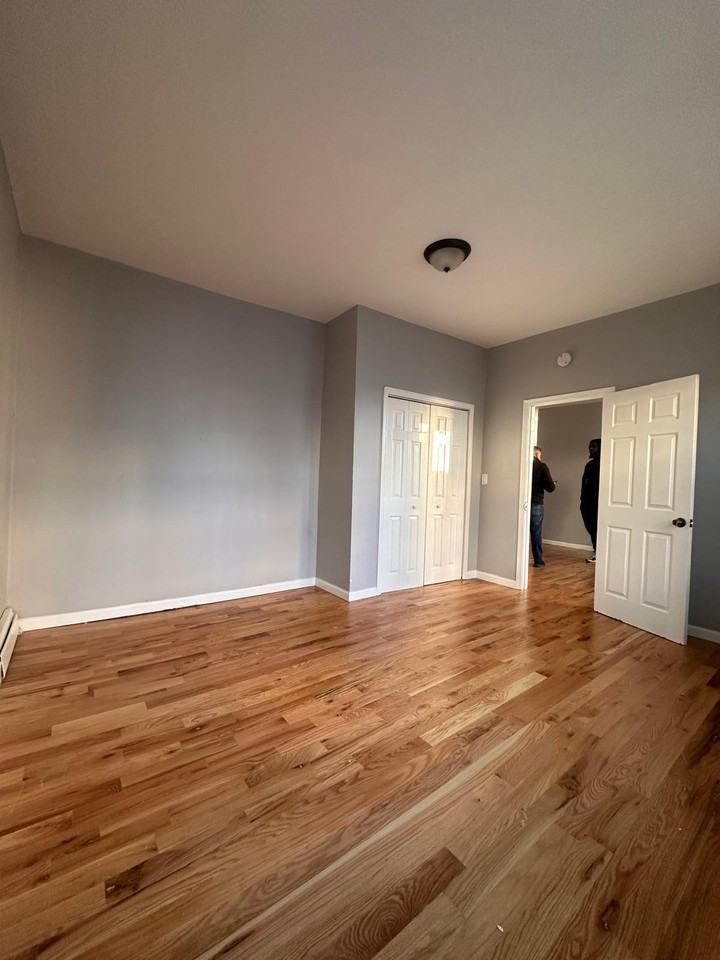 544 Grove St /NORTHEAST GROVE STREET NJ LLC - Photo 5 of 25