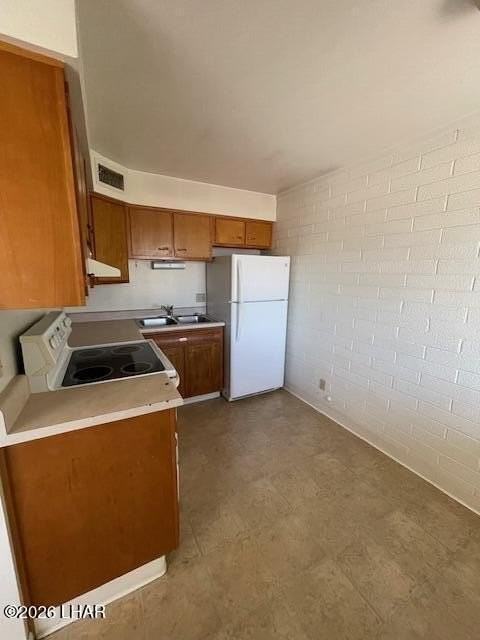 2311 Mcculloch Blvd N Apt 8 - Photo 3 of 15