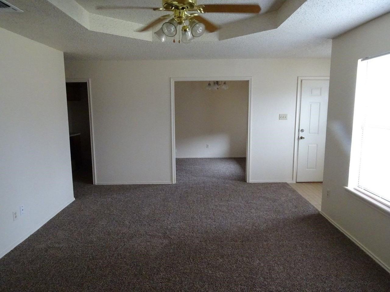 2303 84th St - Photo 7 of 10